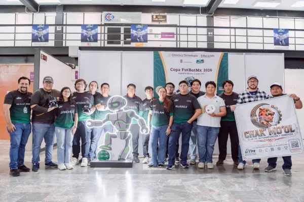 Estudiantes yucatecos muestran su talento en la Copa FutBotMx 2026