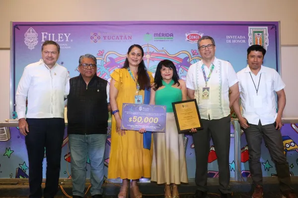 UADY entrega Premio de Periodismo Cultural 2026.
