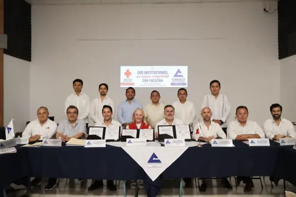 CANACO SERVYTUR Mérida y Cruz Roja Mexicana firman convenio de colaboración 