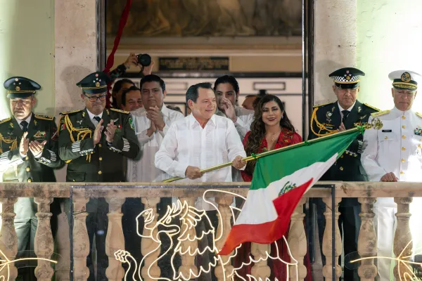 Renacimiento Maya celebra con saldo blanco el Grito de Independencia