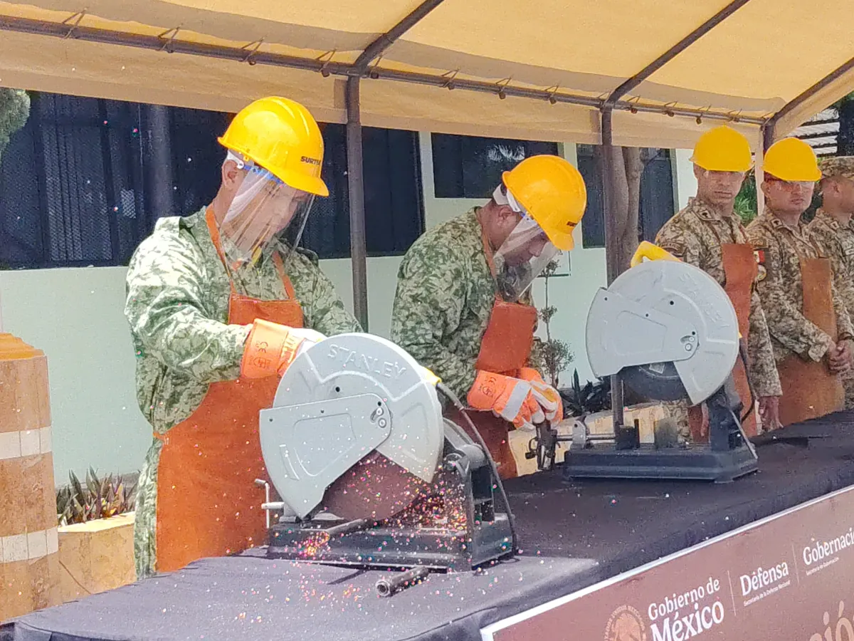 Ejército Mexicano realiza destrucción de armas de fuego.